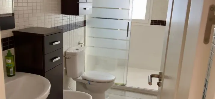 Long-term rent of middle floor apartment in Torre del Mar 4