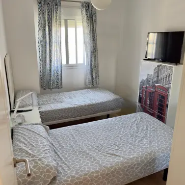 Long-term rent of middle floor apartment in Torre del Mar