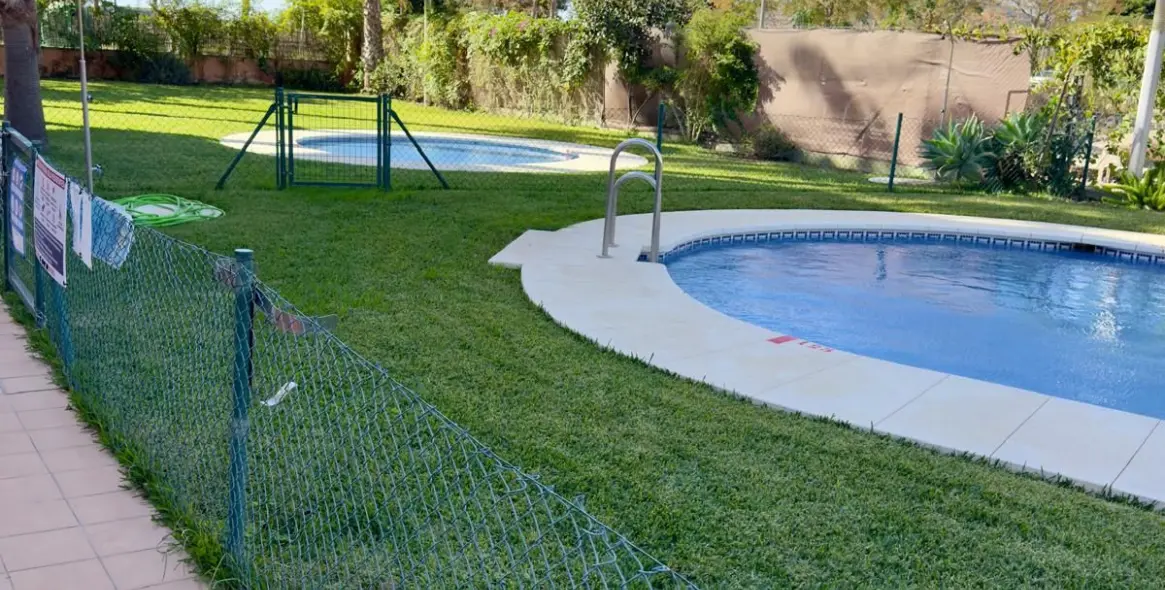 Long-term rent of middle floor apartment in Torre del Mar 12