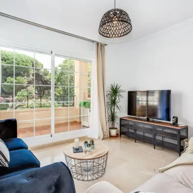 Long-term rent of middle floor apartment in Elviria