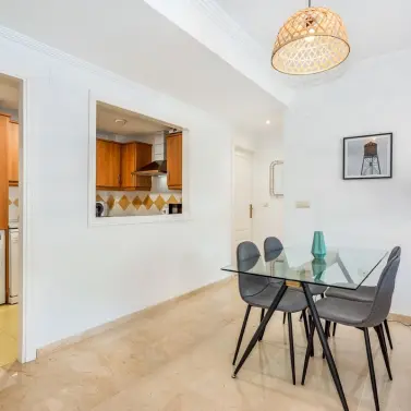 Long-term rent of middle floor apartment in Elviria