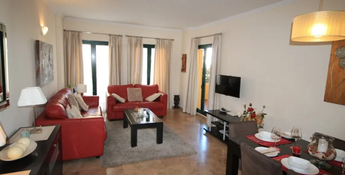 Short-term rent of middle floor apartment in San Pedro de Alcántara 2
