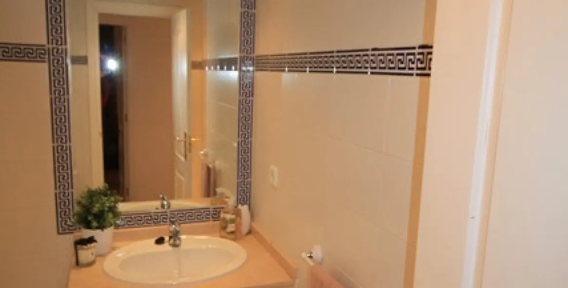 Short-term rent of middle floor apartment in San Pedro de Alcántara 23