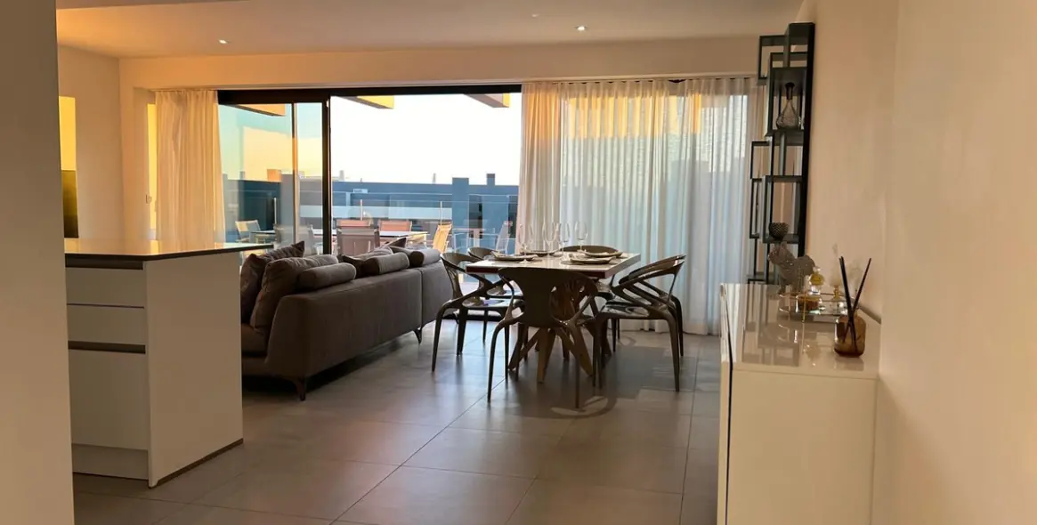 Long-term rent of middle floor apartment in Estepona 8