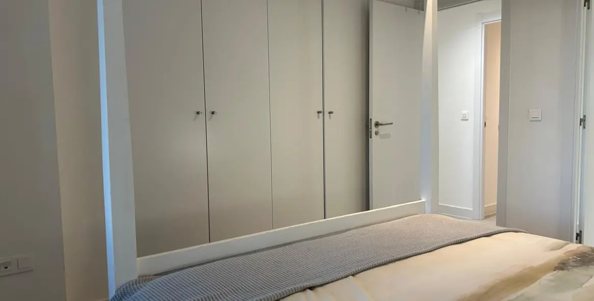 Long-term rent of middle floor apartment in Estepona 14