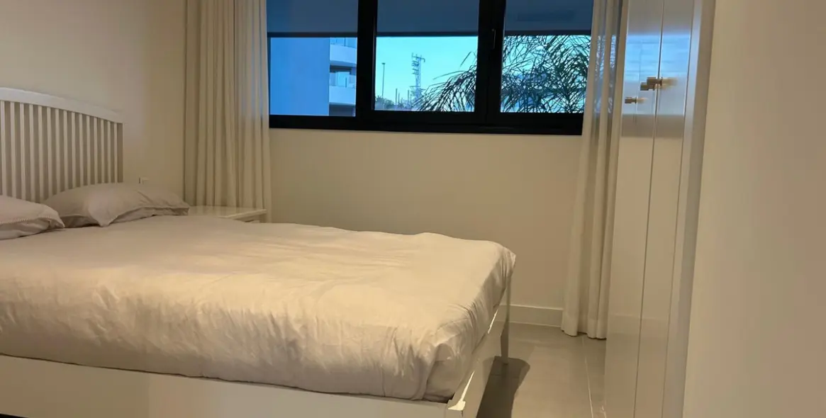 Long-term rent of middle floor apartment in Estepona 17