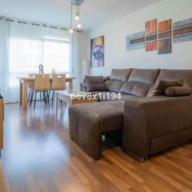 Sale of middle floor apartment in Málaga