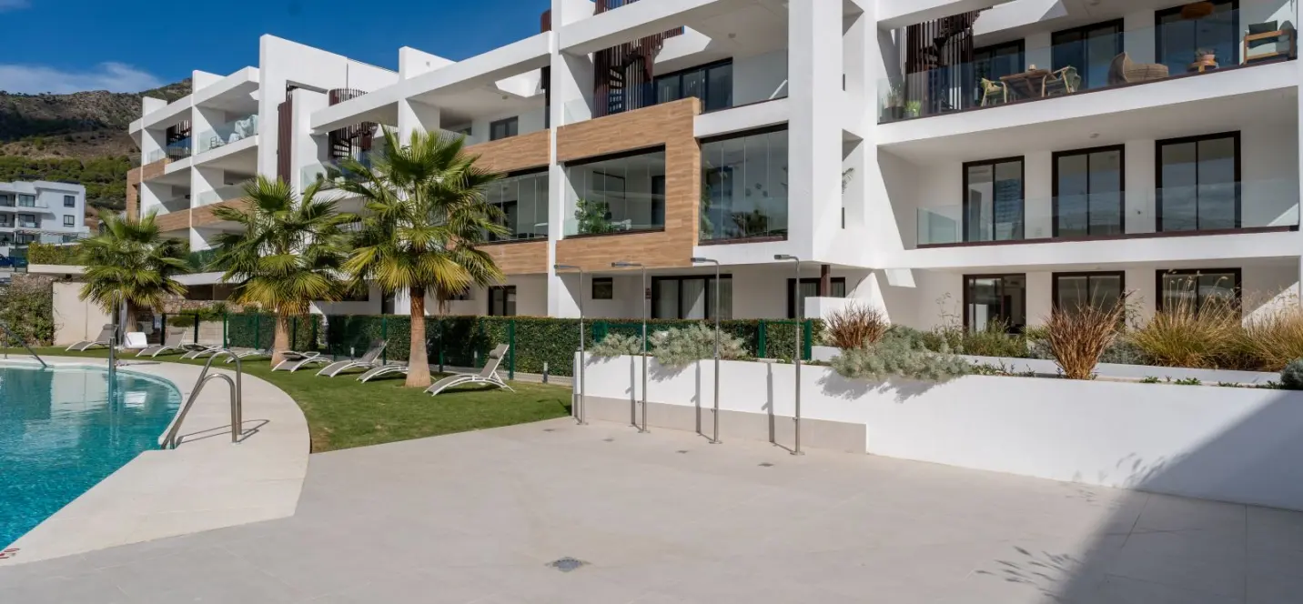 Sale of ground floor apartment in Fuengirola 0