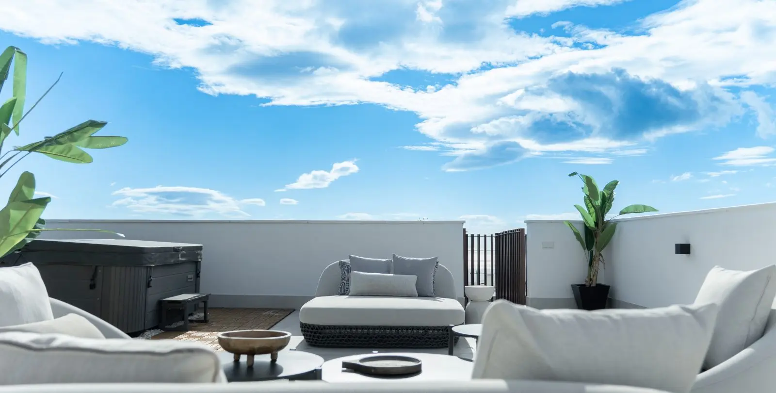Sale of ground floor apartment in Fuengirola 15