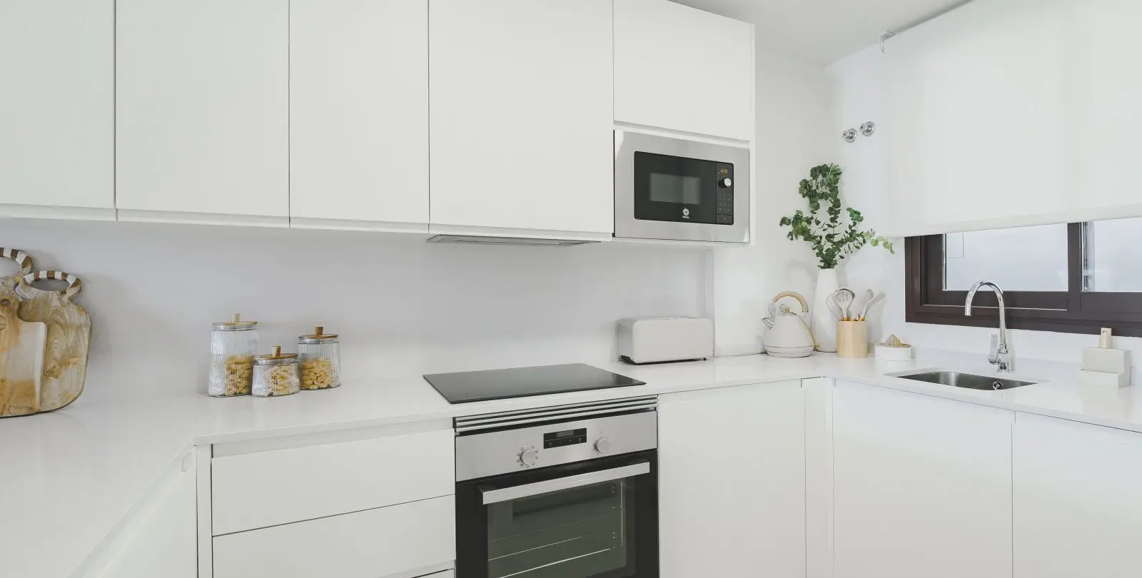 Sale of ground floor apartment in Fuengirola 44