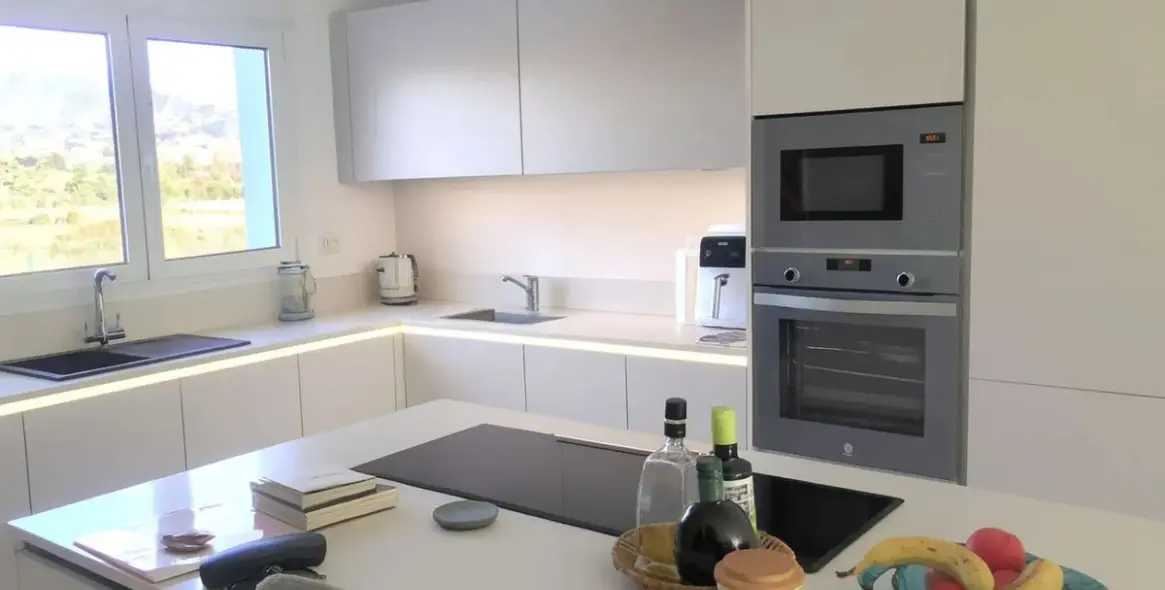 Продажа таунхауса в Estepona 13