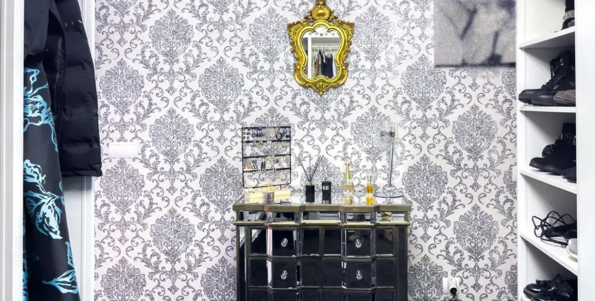 Sale of townhouse in El Paraiso 28