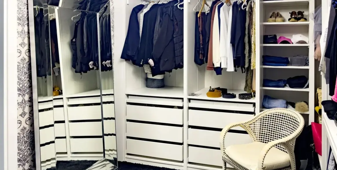 Sale of townhouse in El Paraiso 30