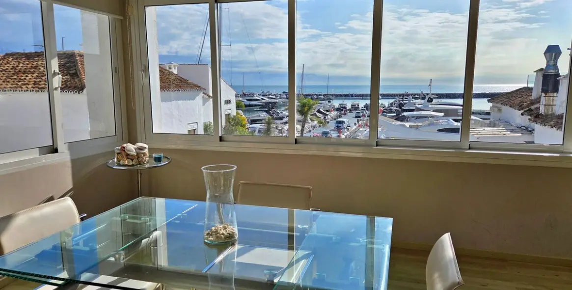 Sale of studio in Puerto Banús 3