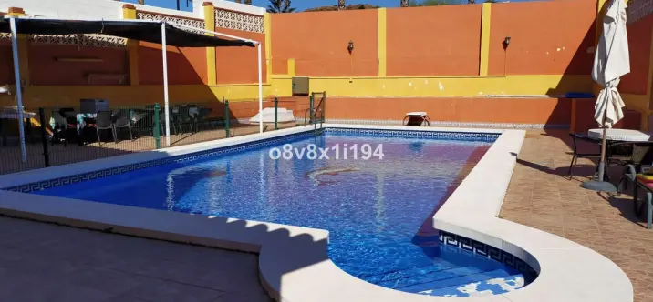 Продажа  отдельно стоящей виллы в Rincón de la Victoria 1