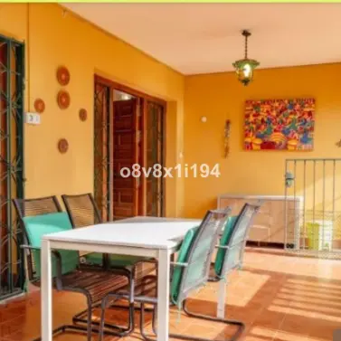 Продажа  отдельно стоящей виллы в Rincón de la Victoria