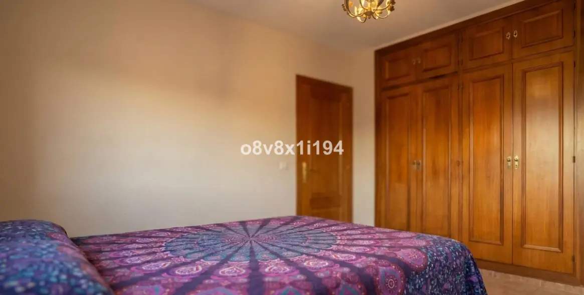 Продажа  отдельно стоящей виллы в Rincón de la Victoria 14