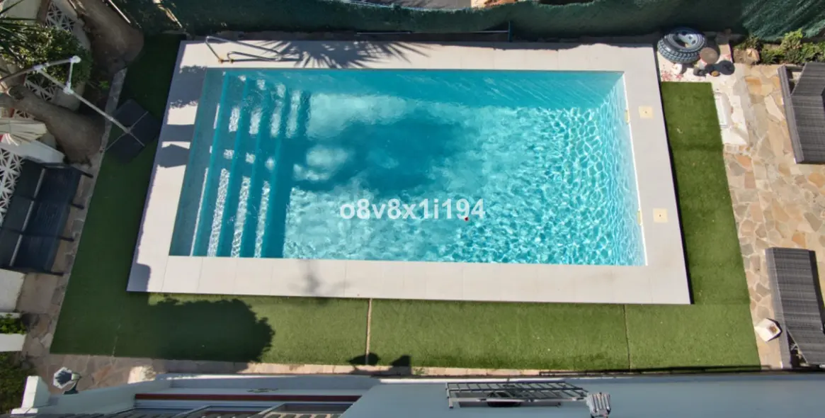 Sale of detached villa in Rincón de la Victoria 1