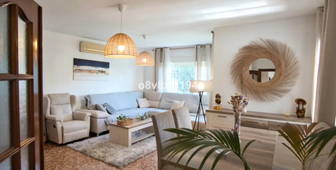 Sale of detached villa in Rincón de la Victoria 7