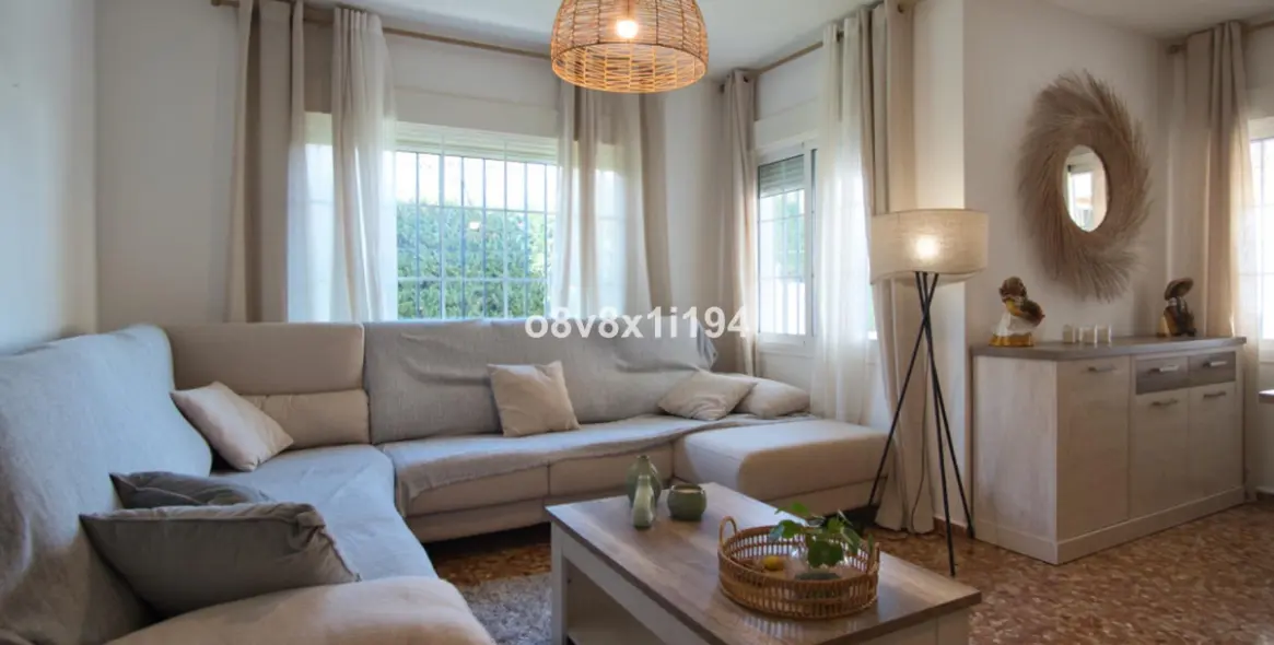 Sale of detached villa in Rincón de la Victoria 8