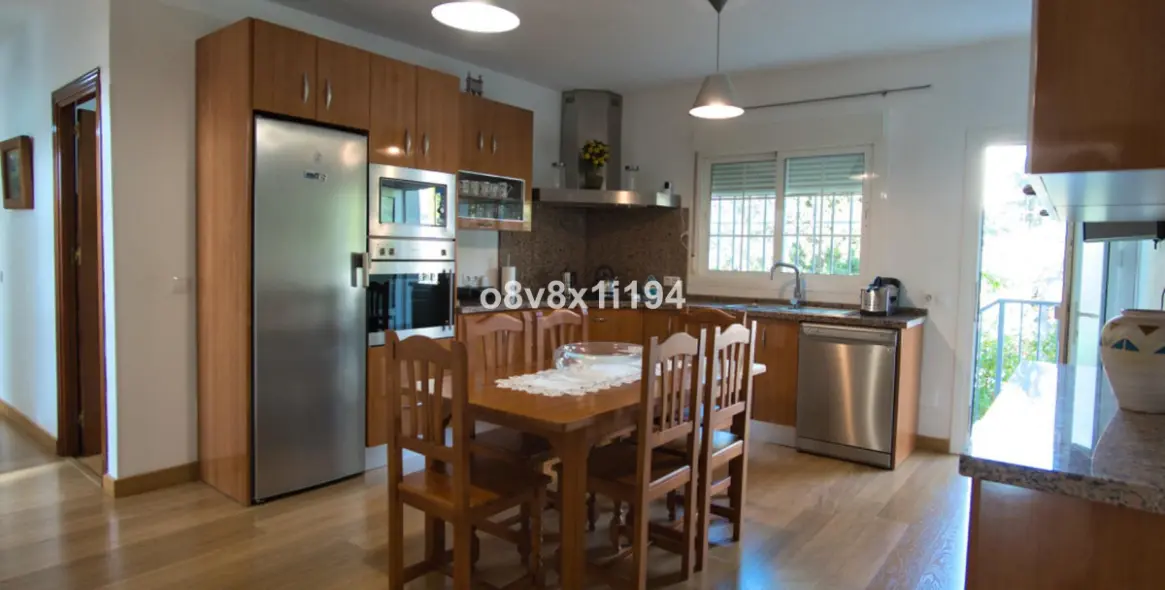 Sale of detached villa in Rincón de la Victoria 12