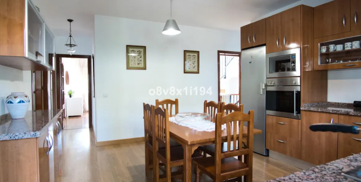 Sale of detached villa in Rincón de la Victoria 13