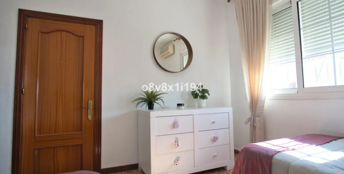 Sale of detached villa in Rincón de la Victoria 18