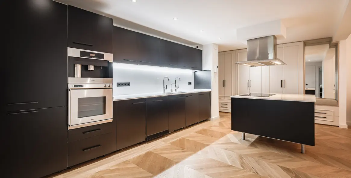 Продажа апартаментов на первом этаже в Benahavís 2