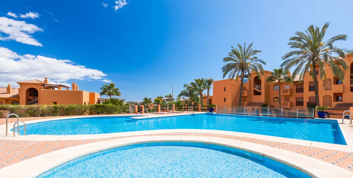 Продажа апартаментов на первом этаже в Benahavís 11