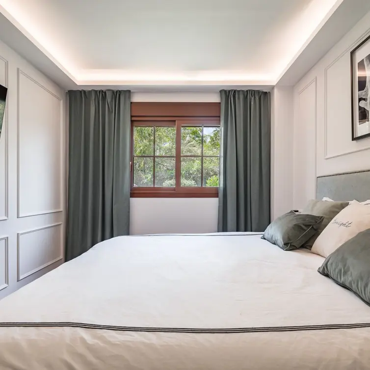 Venta de apartamento en planta baja en Benahavís