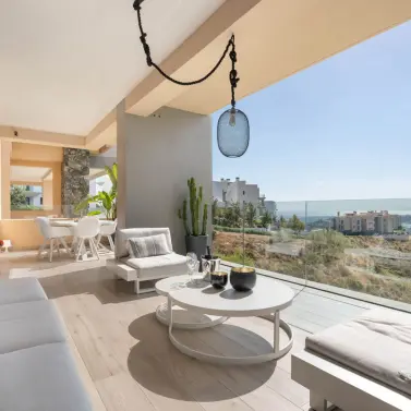 Продажа апартаментов на среднем этаже в Benahavís