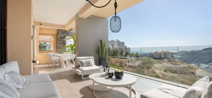 Продажа апартаментов на среднем этаже в Benahavís 0