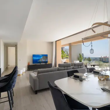 Продажа апартаментов на среднем этаже в Benahavís