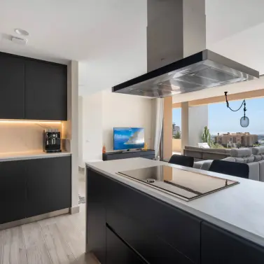 Продажа апартаментов на среднем этаже в Benahavís