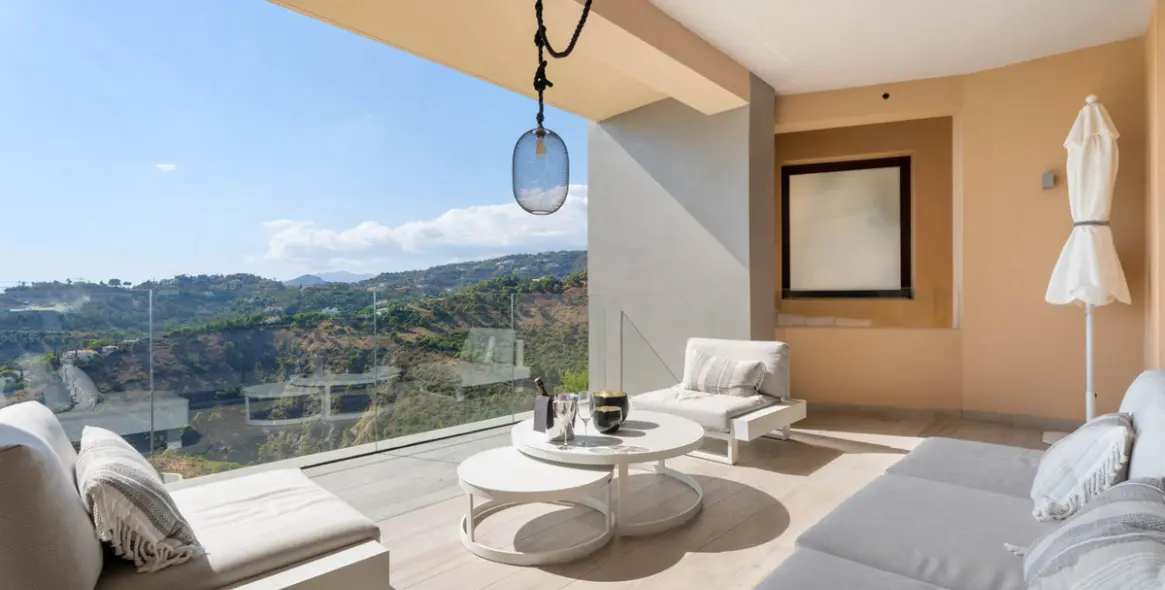 Продажа апартаментов на среднем этаже в Benahavís 11