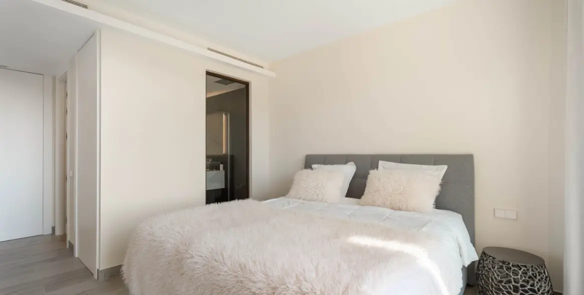 Продажа апартаментов на среднем этаже в Benahavís 13