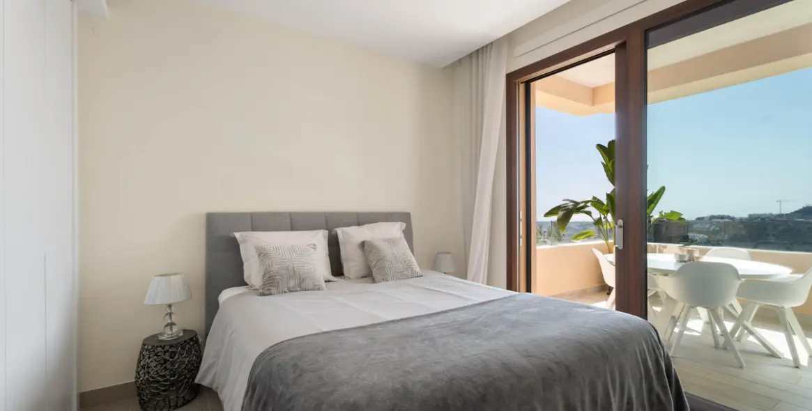 Продажа апартаментов на среднем этаже в Benahavís 16