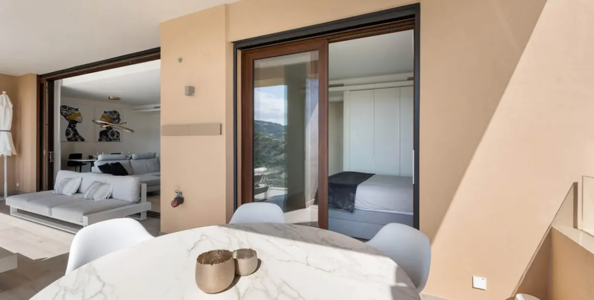 Продажа апартаментов на среднем этаже в Benahavís 20