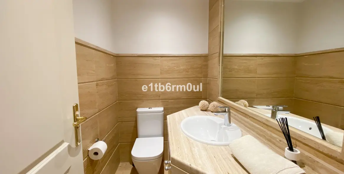 Продажа апартаментов на первом этаже в Nueva Andalucía 10