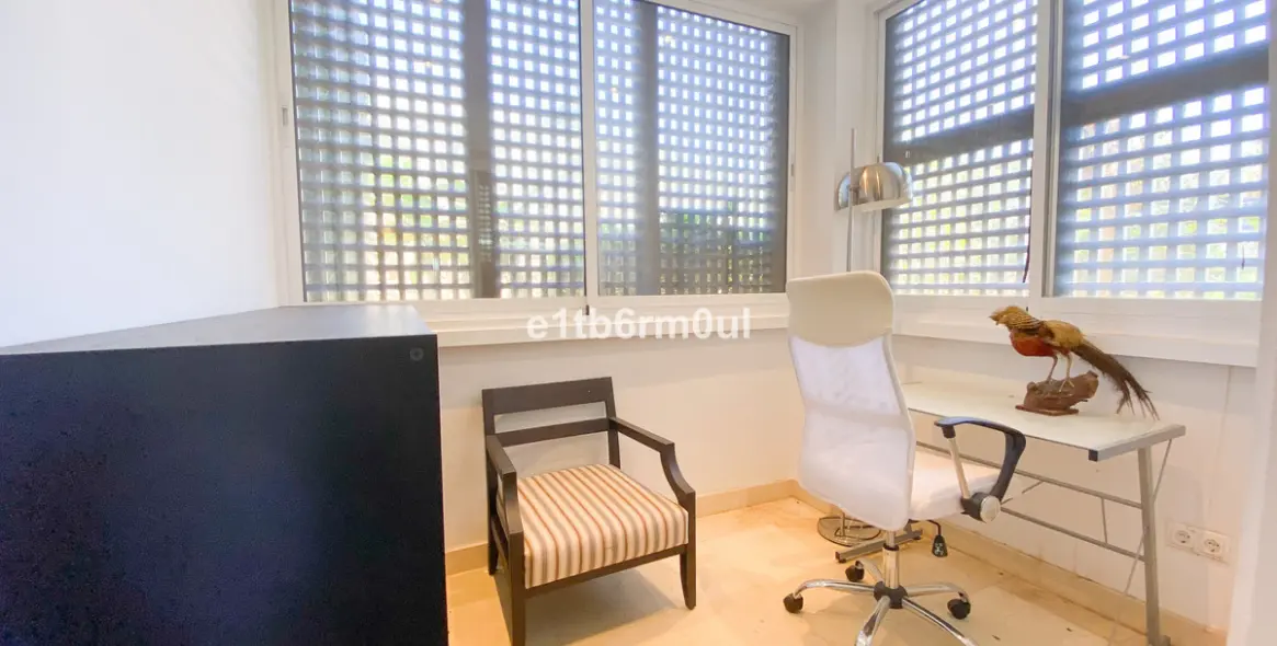 Продажа апартаментов на первом этаже в Nueva Andalucía 13