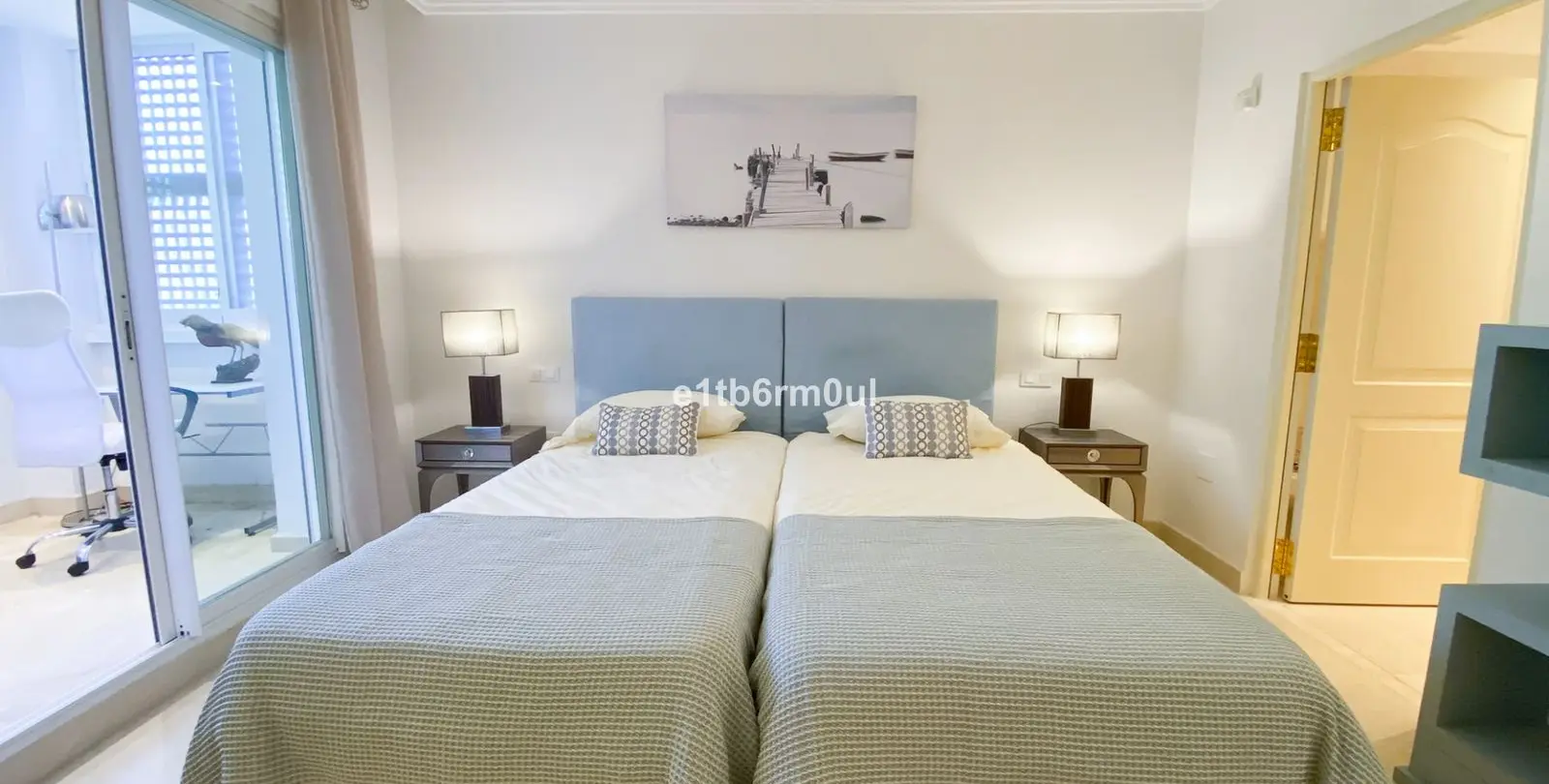 Sale of ground floor apartment in Nueva Andalucía 12