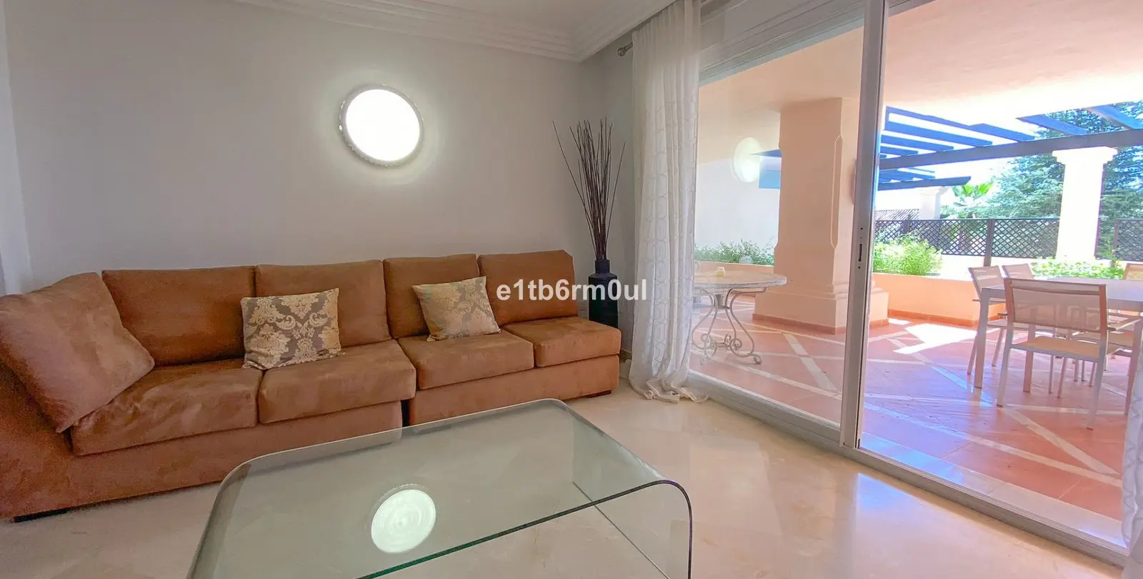 Sale of ground floor apartment in Nueva Andalucía 22