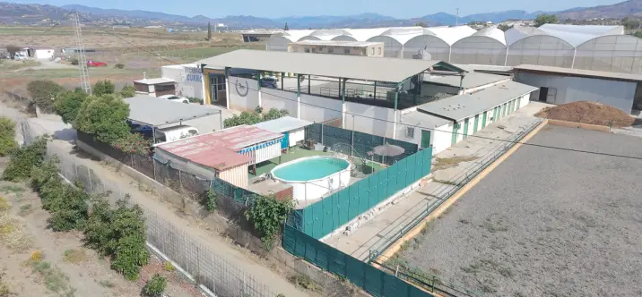 Sale of finca - cortijo in El Tomillar 0