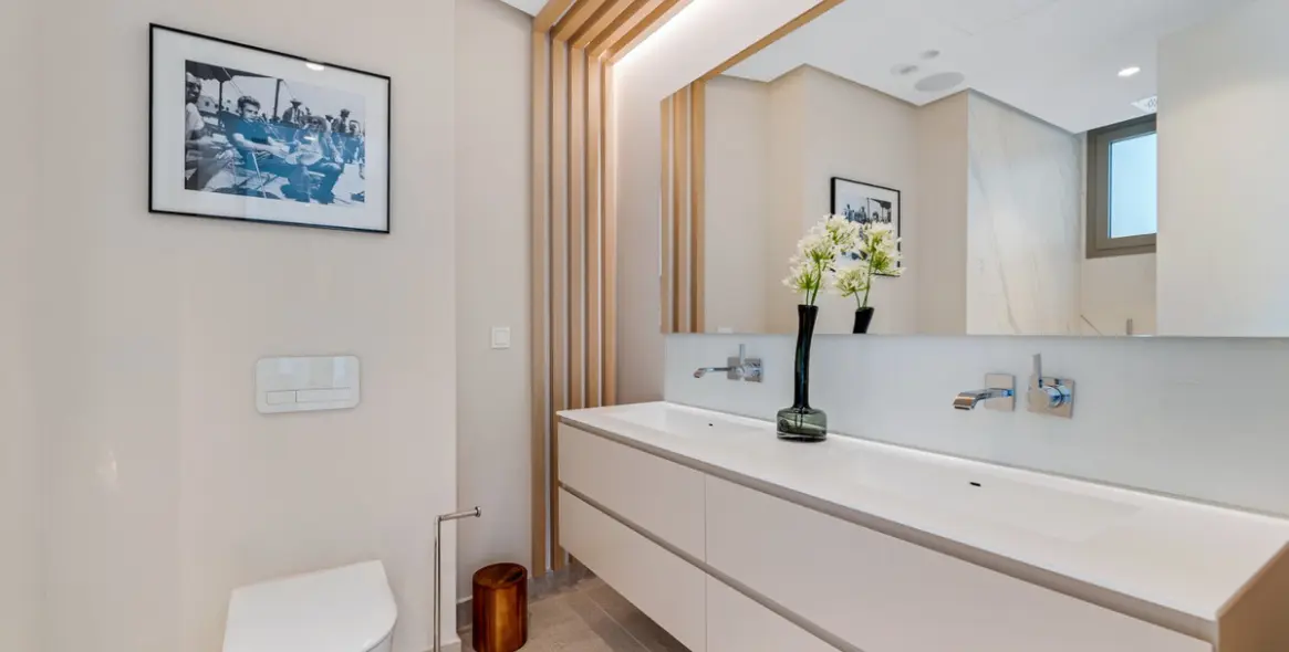 Short-term rent of ground floor apartment in Benahavís 16