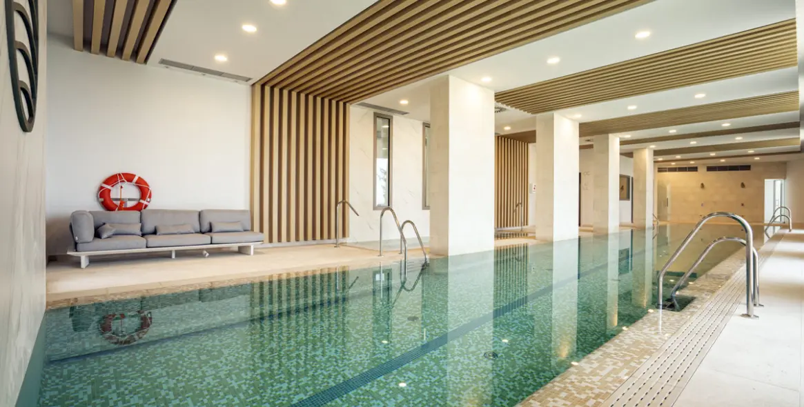 Short-term rent of ground floor apartment in Benahavís 32