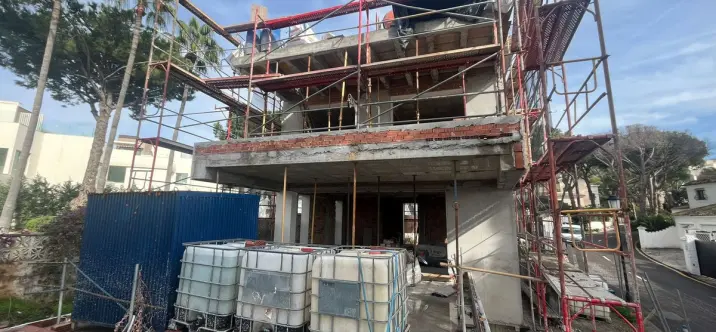 Venta de villa independiente en El Rosario 4