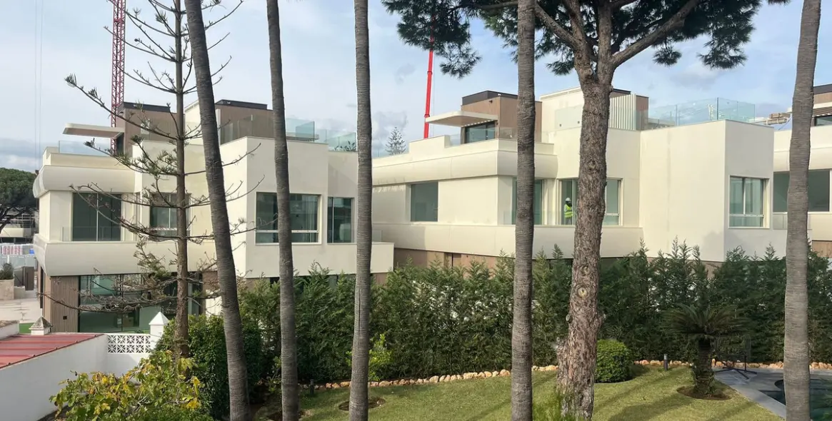 Продажа  отдельно стоящей виллы в El Rosario 10