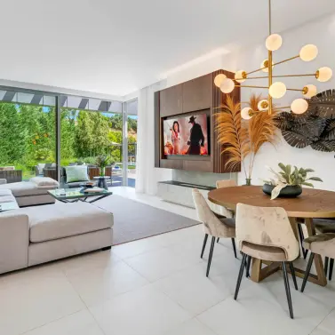 Продажа  отдельно стоящей виллы в El Paraiso