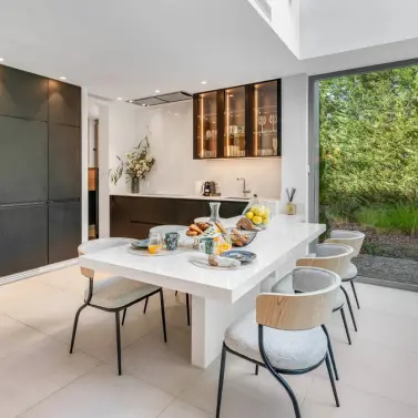 Продажа  отдельно стоящей виллы в El Paraiso