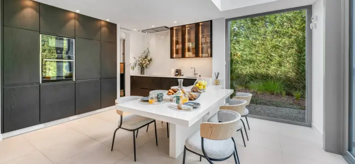 Продажа  отдельно стоящей виллы в El Paraiso 4